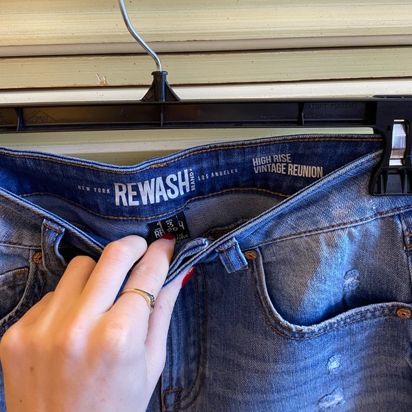 High rise mom jeans - Picture 3 of 5